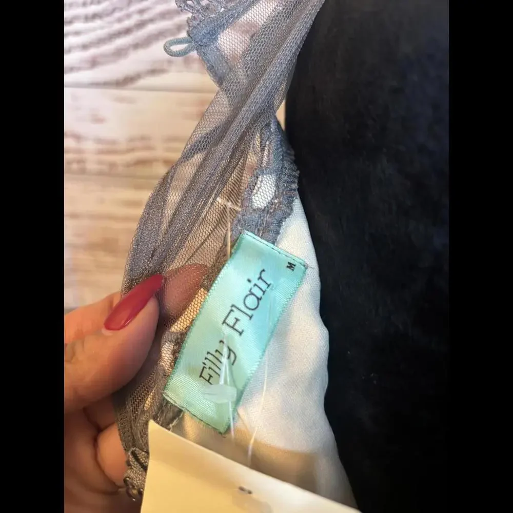 NWT Filly Flair Women’s Medium Sleeveless Dress - Picture 5 of 5